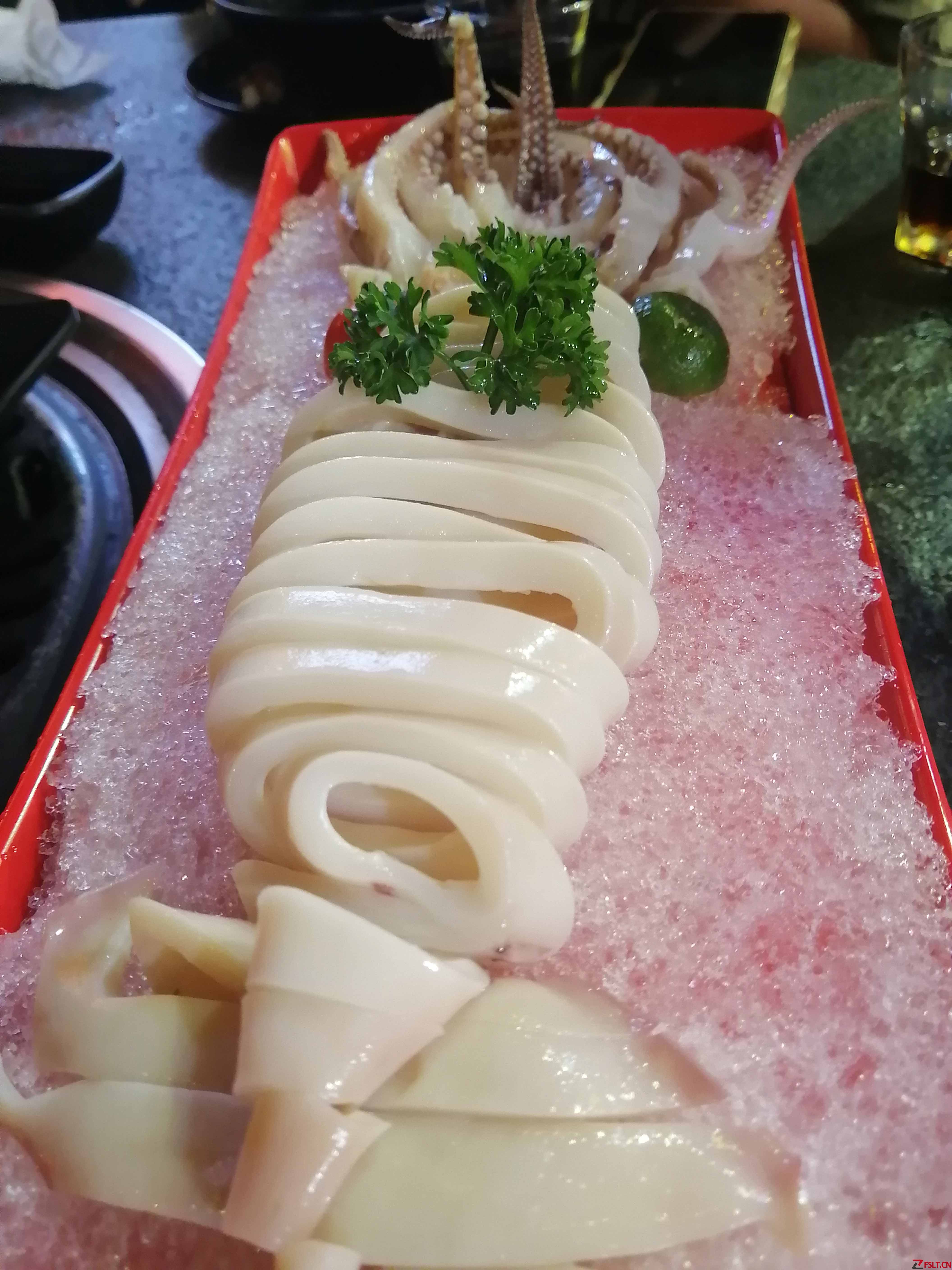 冬天吃冰鎮(zhèn)魷魚真不錯(cuò)！